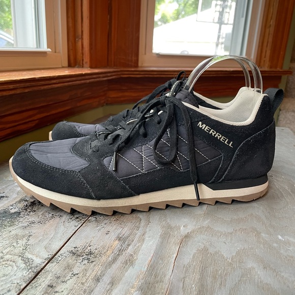 Merrell Shoes - NWOT Merrell Alpine sneakers black | size 11